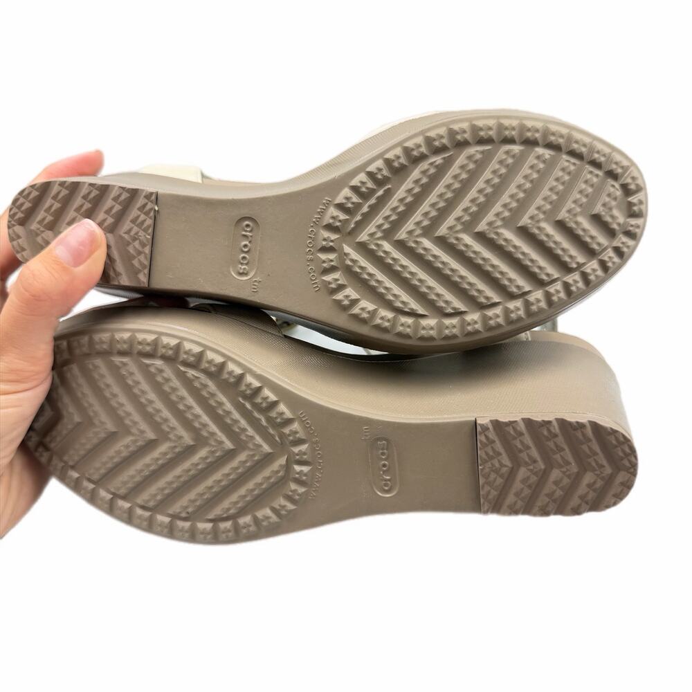 Crocs Leigh II Ankle Strap Cream Beige Neutral Lightweight Comfort Wedge Sandals - Picture 10 of 11